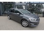 Volkswagen Touran 1.4 TSI Connected Series 7P NAVI CAM PDC