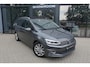 Volkswagen Touran 1.4 TSI Connected Series 7P NAVI CAM PDC