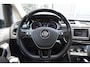 Volkswagen Touran 1.4 TSI Connected Series 7P NAVI CAM PDC