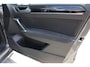 Volkswagen Touran 1.4 TSI Connected Series 7P NAVI CAM PDC