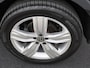 Volkswagen Tiguan 1.4TSIeHybrid 180kW/245PK Elegance DSG · Panoramadak · Trekhaak · 360°Camera + Parkeersensoren · Stoelverwarming · Apple/Android Car Play ·