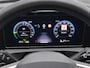 Volkswagen Tiguan 1.5eHybrid 200kW/272PK R-Line · Panoramadak · 360°Camera + Parkeersensoren · Trekhaak · Garantie t/m 26-08-2030 of 100000km.