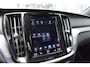 Volvo V60 2.0 T8 Twin Engine AWD Inscription PANO KEYLESS