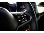 Volkswagen T-Roc 1.5 TSI R-Line // Black Style | Trekhaak | IQ.Lights | Camera | Navi. | Stoelverwarming | CarPlay & Android Auto
