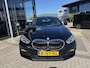 BMW 1-Serie 118i 136PK PANO/APPCARPL./FULL LED/SPORT INT./ 2XPDC/CLIMA/LMV/P-GLAS/MEDIA/DAB/ - 1 EIG./NL AUTO/KM = NAP