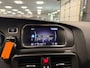 Volvo V40 1.5 T3 Dynamic Edition * Automaat / Panoramadak / Camera / Navigatie / NL Auto *