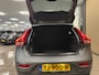 Volvo V40 1.5 T3 Dynamic Edition * Automaat / Panoramadak / Camera / Navigatie / NL Auto *
