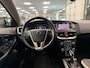 Volvo V40 1.5 T3 Dynamic Edition * Automaat / Panoramadak / Camera / Navigatie / NL Auto *