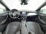 Skoda Kamiq TSI 111pk Aut. Sportstoelen Apple/Android Camera Pdc Lane-dep. CruiseControl Dakrails Ecc Tel. Usb Isofix Aut.Verlichting Dab Led Verw.Spiegels 16''LM 1.0 TSI Sport Business Orig.NL-auto