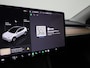 Tesla Model Y Long Range AWD 75 kWh | FSD | BTW-Auto | Lage KM std. | Panorama dak | Stoel verwarming | Leder | Navigatie | Climate control | Camera | Parkeer sensoren | LED | Elec. achterklep