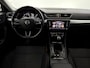 Skoda Superb Combi 1.6 TDI Greenline Business Clima, Parkeersensoren, Navi, Apple carplay, Cruise control, Memory stoelen, Stoelverwarming