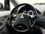 Mitsubishi Grandis 2.4-16V Instyle 7P Schuifak, Leder, Camera, Navi, Mistlamp, Lichtmetalen velgen, Cruise control, Airco