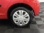 Kia Picanto 1.0 X-pect Inruilauto’s tegen vaste prijzen. Voor meer info: 0638140850 Bij de verkoop van gebruikte voertuigen door CD-Cars wordt geen standaard garantie verstrekt. De koper aanvaardt het voertuig in de staat waarin het zich bevindt op het moment van aankoop