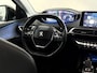 Peugeot 3008 1.2 PureTech Blue Lease Premium Avantage Panoramadak, Camera, Navi, Memory stoelen, Elektrische achterklep, Keyless start, Stoelverwarming, Virtual desk, Rijstrook correctie
