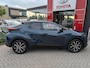 Toyota C-HR / C-HR+ 1.8 HYBRID 140 DYNAMIC PARKEERSENSOREN V+A MIDNIGHT METALLIC LENDESTEUNEN ELEK. BUITENSPIEGELS