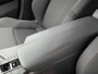Toyota C-HR / C-HR+ 2.0 Plug-in Hybrid 220 Dynamic STUUR- & STOELVERWARMING PARKEERSENSOREN V+A DODEHOEKDETECTIE
