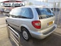 Chrysler Voyager 3.3i V6 SE Luxe nw apk ,6 zits ,airco ecc etc