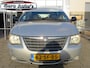 Chrysler Voyager 3.3i V6 SE Luxe nw apk ,6 zits ,airco ecc etc