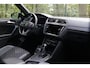 Volkswagen Tiguan 1.4 TSI eHybrid R-Line Black Style Pano/IQ.Light/360/Keyless/Trekhaak wegkl./19" Valencia
