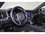 Volvo V60 T6 Recharge AWD Plus Dark - IntelliSafe Assist & Surround - 360º Camera - Harman/Kardon audio - Verwarmde voorstoelen, stuur & achterbank - Parkeersensoren voor & achter - Elektr. bedienb. voorstoelen met geheugen - Elektr. inklapbare trekhaak - 18' LMV