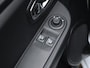 Renault Clio Estate 1.2-16V Authentique Sport (NAVI,LED,CRUISE,CLIMATE,SPORTSTOELEN,TREKHAAK,SPORT PAKKET,PDC,NETTESTAAT)