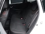 Renault Clio Estate 1.2-16V Authentique Sport (NAVI,LED,CRUISE,CLIMATE,SPORTSTOELEN,TREKHAAK,SPORT PAKKET,PDC,NETTESTAAT)