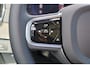 Volvo XC90 T8 Plug-in hybrid AWD Ultra Dark - Luchtvering - Panorama/schuifdak - IntelliSafe Assist & Surround - Harman Kardon audio - Adaptieve LED koplampen - 360º camera - Verwarmde voorstoelen, stuur & achterbank - Elektr. bedienb. voorstoelen met geheugen, ventilate en massage - Head up display - Draadloze tel. lader - Extra getint glas - 22 inch LMV - Parkeersensoren voor & achter