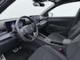 Volkswagen T-Roc 1.5 eTsi R-Line First Edition | Pano Dak | Trekhaak | Camera | Harman Kardon | Black Style | Side Assist | ACC | Elek. Achterklep | Stuur-/Stoelverwarming | 20'' |
