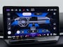 Volkswagen T-Roc 1.5 eTsi R-Line First Edition | Pano Dak | Trekhaak | Camera | Harman Kardon | Black Style | Side Assist | ACC | Elek. Achterklep | Stuur-/Stoelverwarming | 20'' |