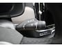 Volvo V90 T8 Plug-in hybrid AWD Ultra Dark | Luchtvering | Trekhaak | Panoramadak | Verwarmbare voorstoelen met massagefunctie | Gelaagde zijruiten | Premium audio by Bowers&Wilkins |
