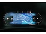 Volvo XC40 B4 Plus Black Edition | Panoramadak | Trekhaak | Verwarmbare voorstoelen en stuurwiel | Premium audio by Harman Kardon | 360 graden camera | Adaptieve cruise control |
