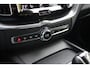 Volvo XC60 T5 Automaat Momentum | Autonomous Emergency Braking | Bots herkenning en activatie | Elektr. Achterklep | Cruise control | Electronic climate control | Lederen bekleding | Voorstoelen verwarmd | Navigatiesysteem full map + hard disk | Apple Carplay & Android Auto |