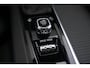 Volvo XC60 T5 Automaat Momentum | Autonomous Emergency Braking | Bots herkenning en activatie | Elektr. Achterklep | Cruise control | Electronic climate control | Lederen bekleding | Voorstoelen verwarmd | Navigatiesysteem full map + hard disk | Apple Carplay & Android Auto |
