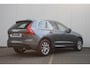 Volvo XC60 T5 Automaat Momentum | Autonomous Emergency Braking | Bots herkenning en activatie | Elektr. Achterklep | Cruise control | Electronic climate control | Lederen bekleding | Voorstoelen verwarmd | Navigatiesysteem full map + hard disk | Apple Carplay & Android Auto |