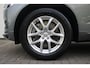 Volvo XC60 T5 Automaat Momentum | Autonomous Emergency Braking | Bots herkenning en activatie | Elektr. Achterklep | Cruise control | Electronic climate control | Lederen bekleding | Voorstoelen verwarmd | Navigatiesysteem full map + hard disk | Apple Carplay & Android Auto |