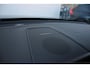 Volvo XC60 T6 Plug-in hybrid AWD Ultra Black Edition | Luchtvering | Trekhaak | Panoramadak | Verwarmbare voorstoelen, achterbank en stuurwiel | Head-up display |  Premium audio by Harman Kardon |