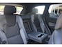 Volvo XC60 T6 Plug-in hybrid AWD Ultra Black Edition | Luchtvering | Trekhaak | Panoramadak | Verwarmbare voorstoelen, achterbank en stuurwiel | Head-up display |  Premium audio by Harman Kardon |