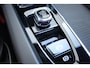 Volvo XC60 T6 Plug-in hybrid AWD Ultra Black Edition | Luchtvering | Trekhaak | Panoramadak | Verwarmbare voorstoelen, achterbank en stuurwiel | Head-up display |  Premium audio by Harman Kardon |