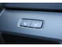 Volvo XC60 T6 Plug-in hybrid AWD Ultra Black Edition | Luchtvering | Trekhaak | Panoramadak | Verwarmbare voorstoelen, achterbank en stuurwiel | Head-up display |  Premium audio by Harman Kardon |