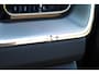 Volvo XC60 T6 Plug-in hybrid AWD Ultra Black Edition | Luchtvering | Trekhaak | Panoramadak | Verwarmbare voorstoelen, achterbank en stuurwiel | Head-up display |  Premium audio by Harman Kardon |