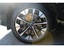 Volvo XC60 T6 Plug-in hybrid AWD Ultra Dark | Luchtvering | Panoramadak | Trekhaak | Verwarmbare voorstoelen, achterbank en stuurwiel | Head-up display | 360 graden camera | Premium audio by Harman Kardon | Apple carplay/Android auto