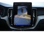 Volvo XC60 T6 Plug-in hybrid AWD Ultra Dark | Luchtvering | Panoramadak | Trekhaak | Verwarmbare voorstoelen, achterbank en stuurwiel | Head-up display | 360 graden camera | Premium audio by Harman Kardon | Apple carplay/Android auto