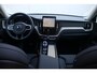 Volvo XC60 T6 Plug-in hybrid AWD Ultra Dark | Luchtvering | Panoramadak | Trekhaak | Verwarmbare voorstoelen, achterbank en stuurwiel | Head-up display | 360 graden camera | Premium audio by Harman Kardon | Apple carplay/Android auto