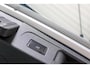 Volkswagen Touran 1.4 TSI Highline R-line, 7-Persoons, Trekhaak, Kinderzitjes! Android Auto, Apple Carplay,