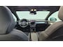 Volvo XC40 2.0 B3 Ultra Black Edition Panorama dak - 360 Camera - 20” Wielen - Lounge-pakket - Harman Kardon Audio -  Climate - R980 Interieur – Power seats met memory - Two Tone – Full led koplampen –Donkere hemel.