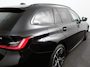 BMW 3-Serie Touring 330e M-Sport PHEV Digitale Cockpit Climate control Stoel verwarming LED Sfeer verlichting Lichtmetalen velgen Navigatie Apple carplay/ Android auto Parkeersensoren