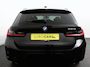 BMW 3-Serie Touring 330e M-Sport PHEV Digitale Cockpit Climate control Stoel verwarming LED Sfeer verlichting Lichtmetalen velgen Navigatie Apple carplay/ Android auto Parkeersensoren