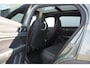 Lynk & Co 01 276PK Automaat More / Adaptive cruise control / Leren bekleding / Elektrisch verstelbare stoelen / Schuif- kanteldak / Stoel- en stuurverwarming / Parkeersensoren V+A / 360 Graden Camera / Elektrische achterklep / 20" lichtmetalen velgen