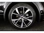 Volkswagen Tiguan 1.5 TSI 150pk DSG R-Line Business + Trekhaak Camera HUD Stoelverwarming Panoramadak Navigatie