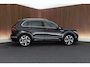 Volkswagen Tiguan 1.5 TSI 150pk DSG R-Line Business + Trekhaak Camera HUD Stoelverwarming Panoramadak Navigatie